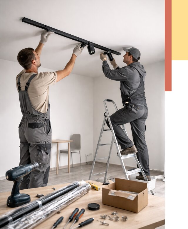 Установка трековых светильников в натяжной потолок в Шуе от 4318 руб. | ОТДЕЛОЧНИК-Шуя